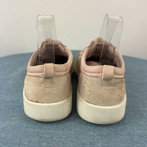 Vionic Winny Pink Leather Low Top Sneakers Size 6.5 - Picture 4 of 8